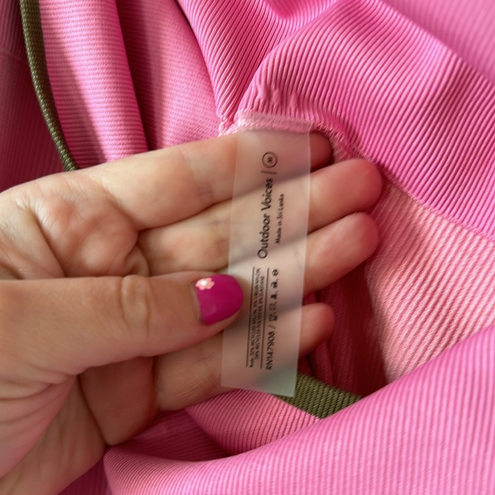 NWT Outdoor Voices Seamless Ribbed 7/8 Legging- Bubblegum - Picture 6 of 6